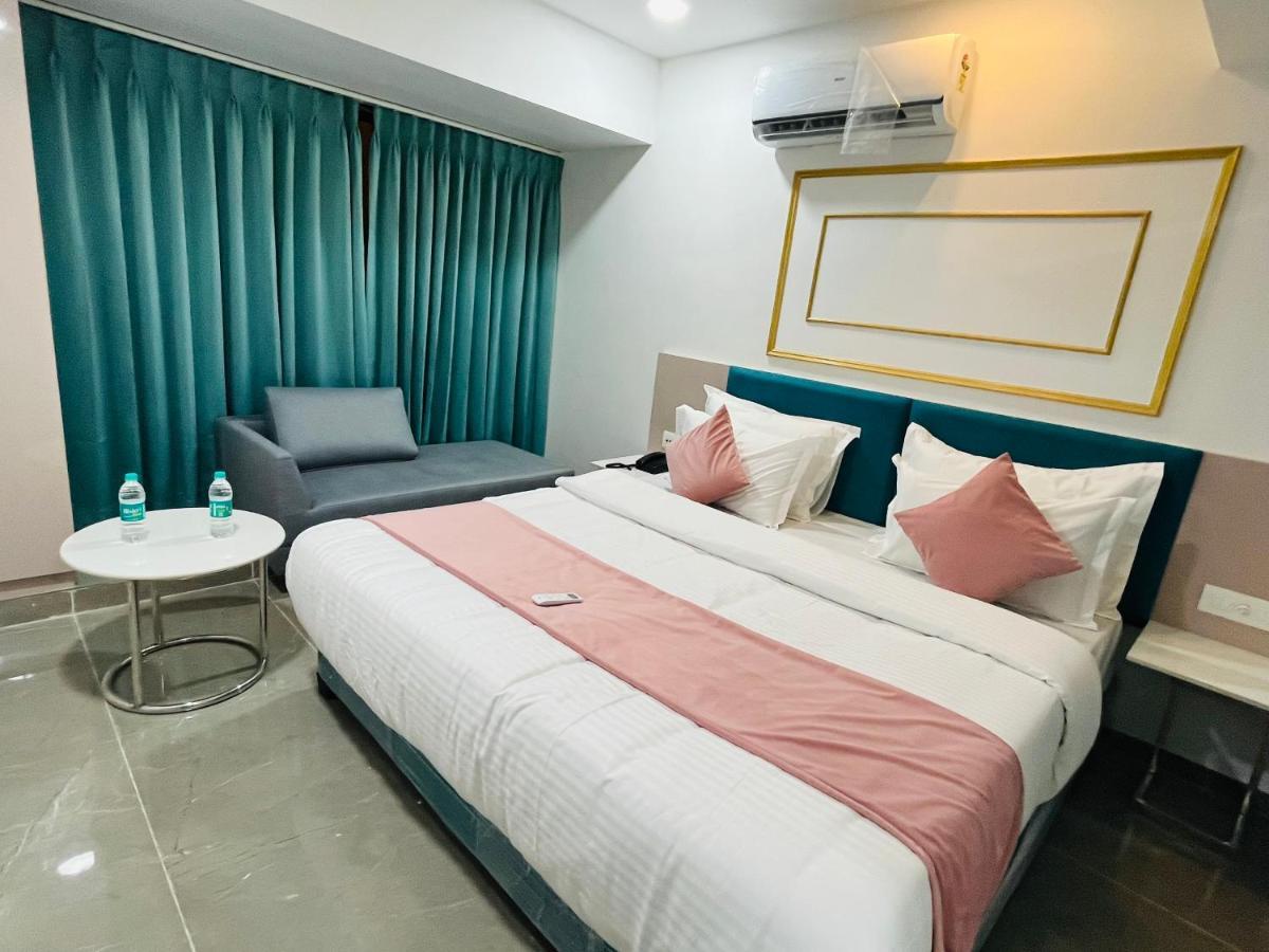 Hotel The Vital Surat Exterior photo